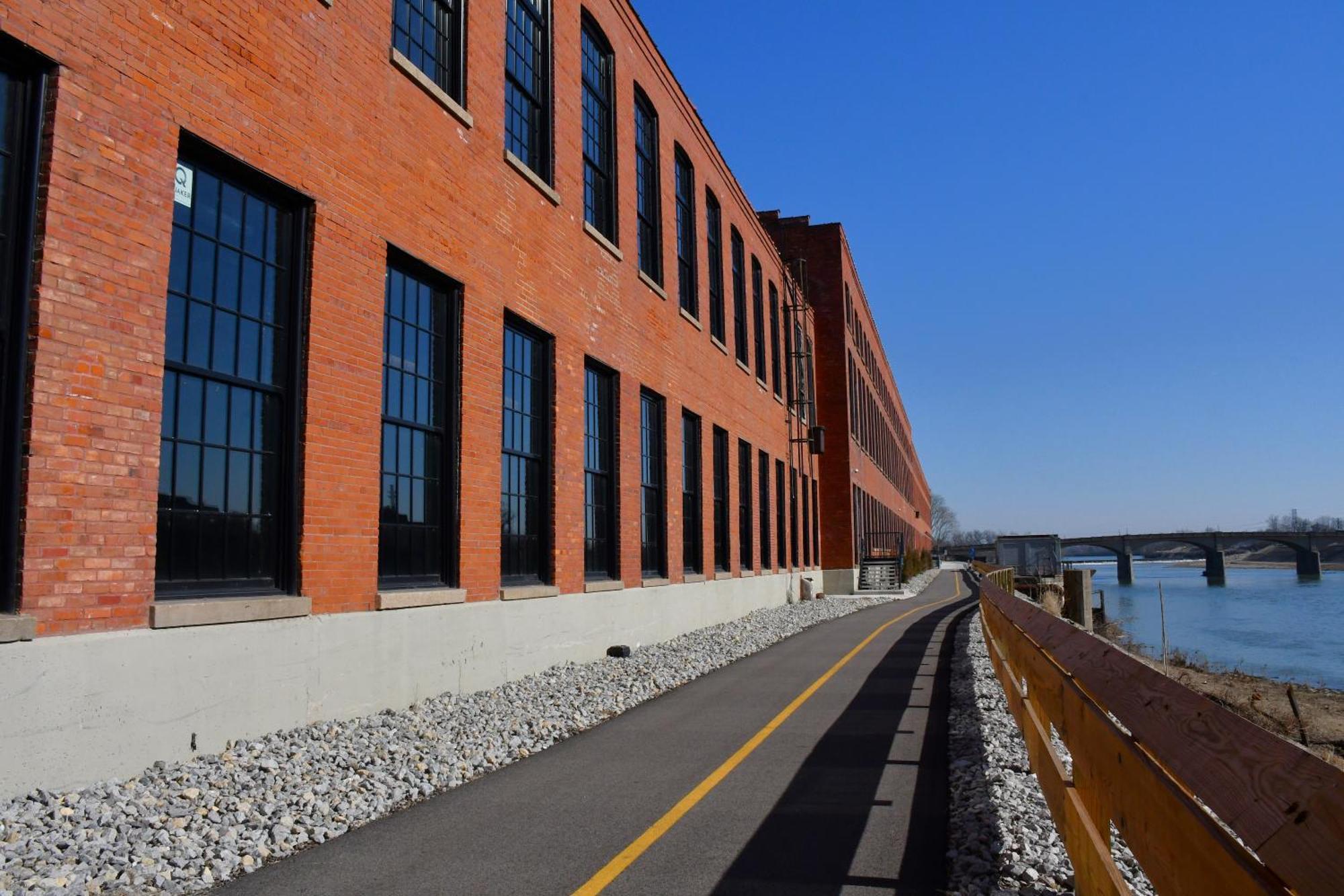 The Warehouse Hotel At Champion Mill Hamilton Extérieur photo
